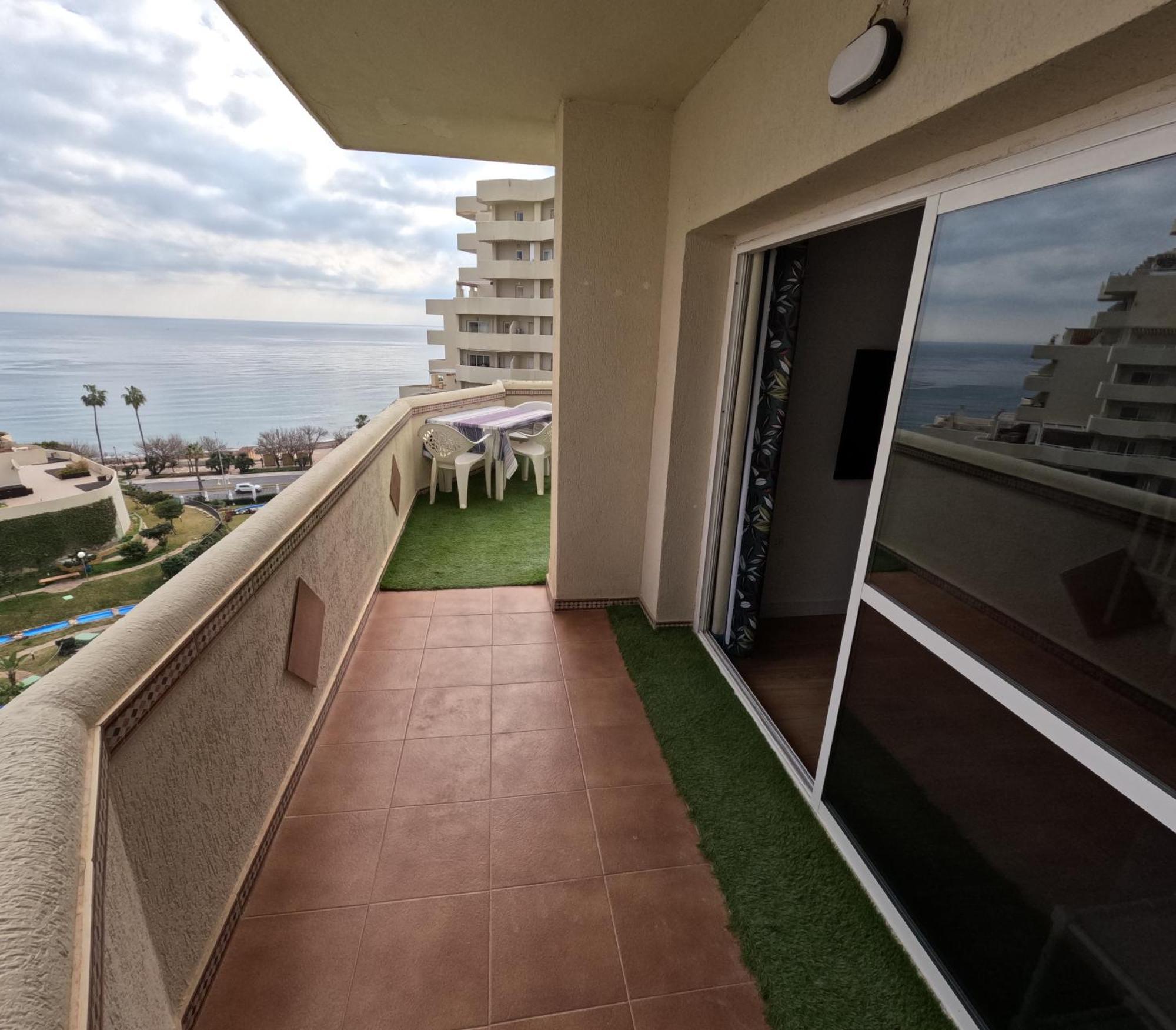 Benalbeach. Espectacular Terraza, Vistas Al Mar. Бенальмадена Екстер'єр фото